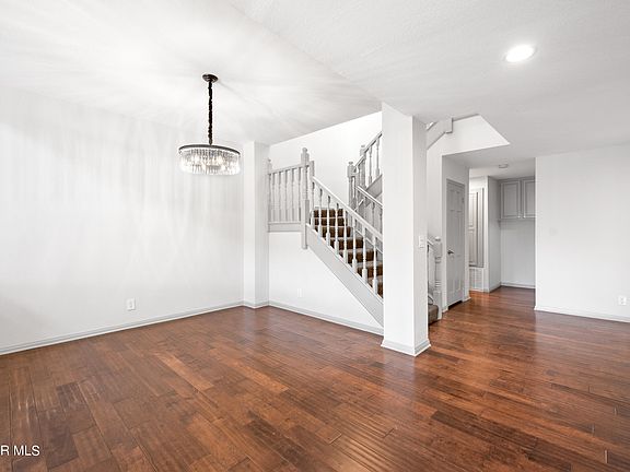 5th image of 32140 Canyon Crest Ct