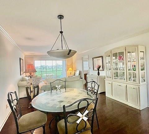 2nd image of 37 High Point CIR E #209