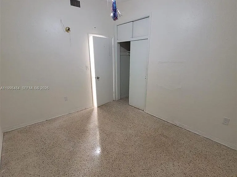26925 SW 145th Ave — Photo 5