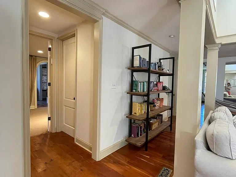 217 Green Glade Rd — Photo 10