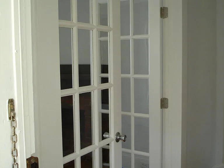 210 E Anderson Ave — Photo 4
