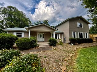 1090 Rockfork Rd, Morehead, KY 40351
