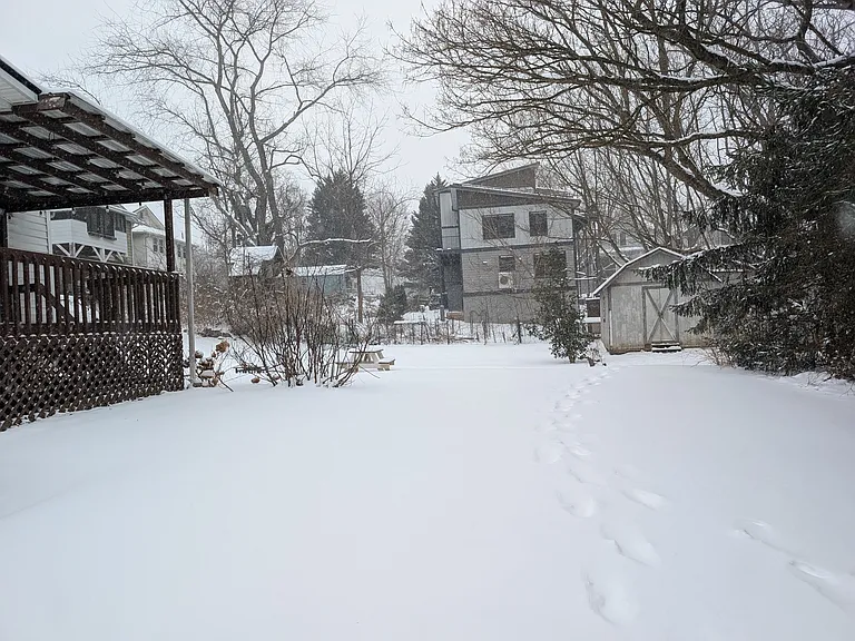 25.5 Woodrow Ave — Photo 40