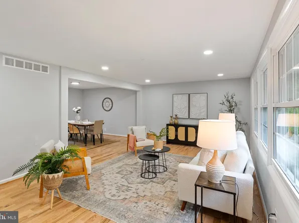 5305 Hesperus Dr, Columbia, MD 21044