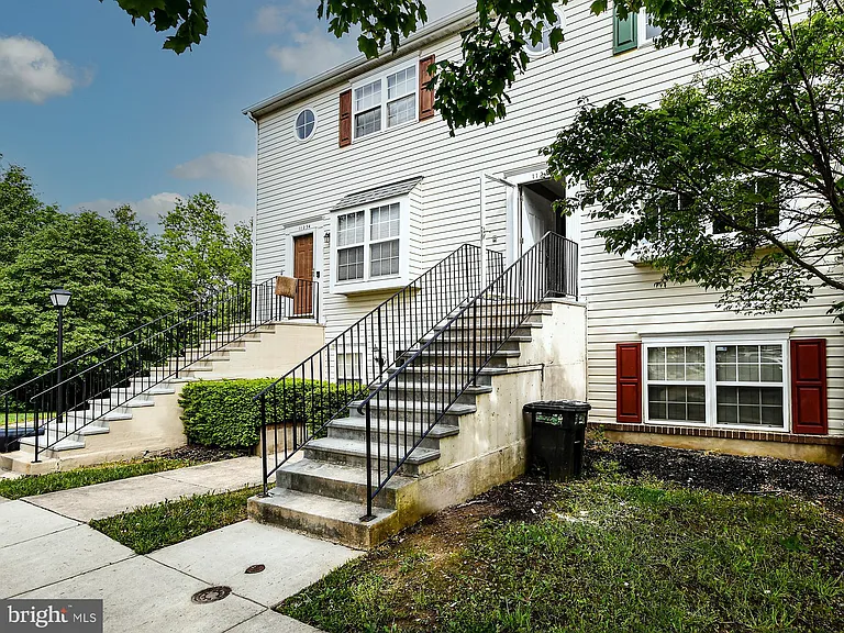 11238 Hannah Way #3 — Photo 4
