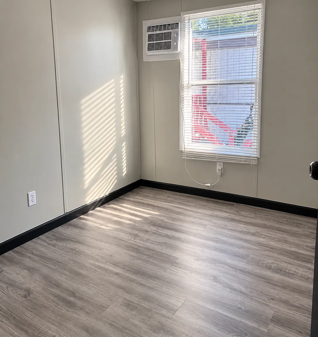 3 bed, 924 sqft, $778 — Photo 3