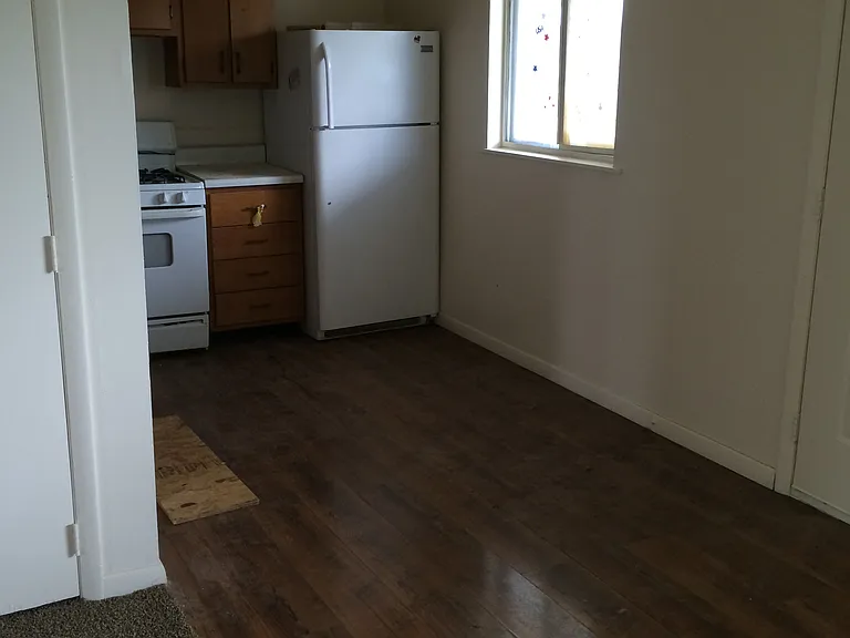 320 S 4th St #35 — Photo 7