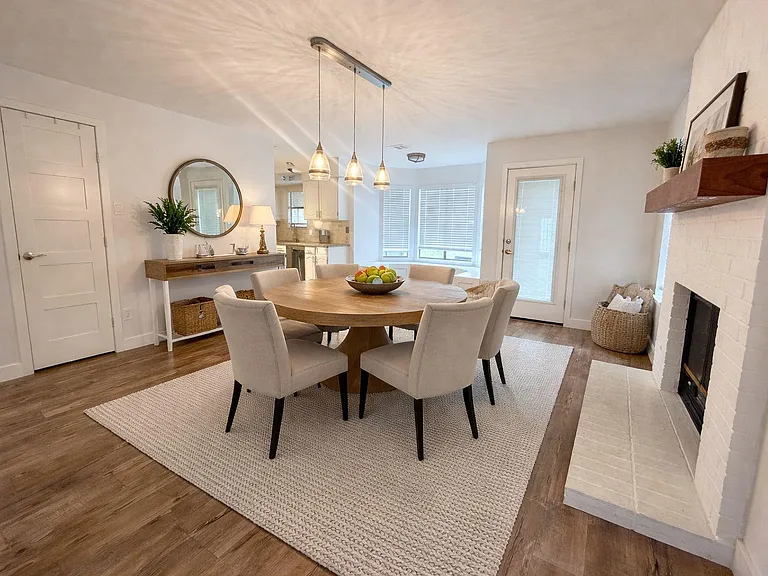17844 Park Valley Dr — Photo 8