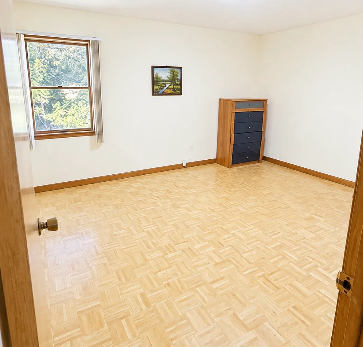 3 bed, 1200 sqft, $3,250 — Photo 1