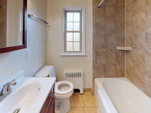 5th image of 500 E Camden Ave APT H4