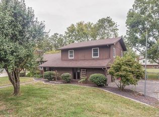 1015 E 1st St, Trenton, IL 62293