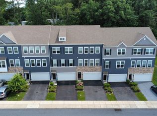 320 Dawson Pl, Downingtown, PA 19335