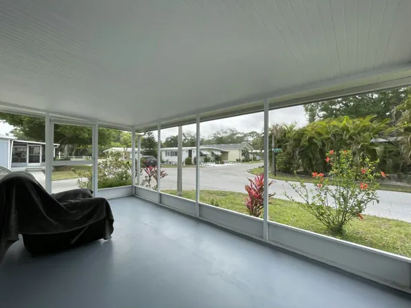 3701 Rhine St #1511, Sarasota, FL 34234