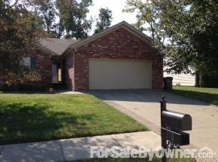 318 Reba Jackson Dr, Jeffersonville, IN 47130