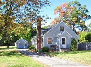 63 S Center St, Windsor Locks, CT 06096