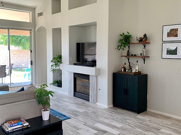 Open Living Room: view from entrance.
