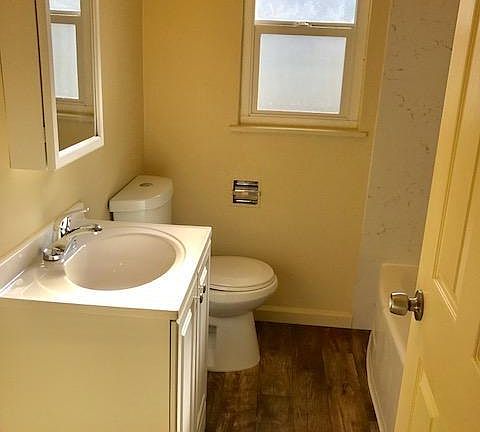 5th image of 337 34th St