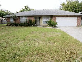 1st image of 2414 Stonehaven Ct