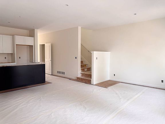 5th image of 1995 N Shorewood Ln #1