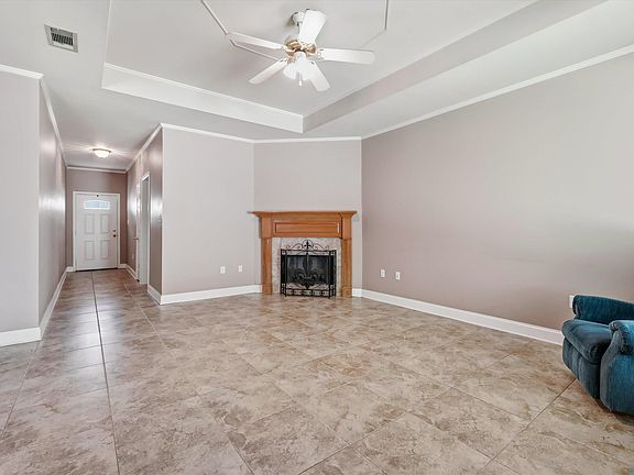 3rd image of 18606 Perkins Oak Rd