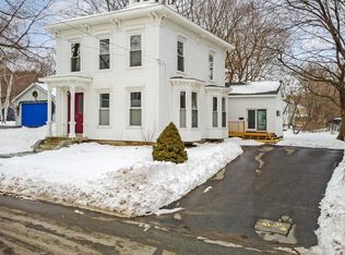 5 Lincoln St, Hallowell, ME 04347