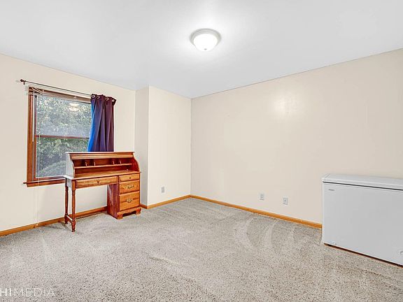 4th image of 3603 Timberbridge Dr APT C