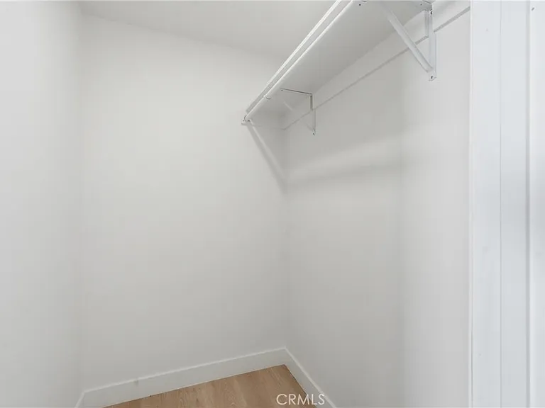 1700 Voorhees Ave — Photo 22