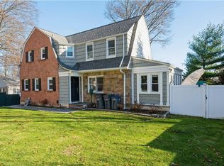 353 Old Mamaroneck Rd, White Plains, NY 10605