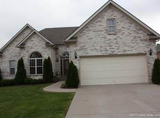 9104 Falcon Rdg, Sellersburg, IN 47172