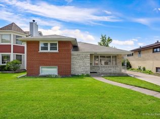 630 S Grant Ave, Villa Park, IL 60181