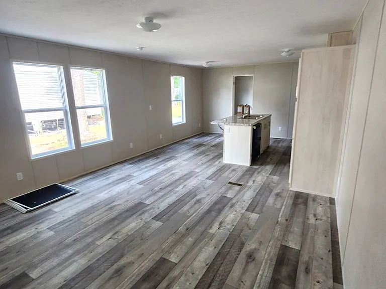 14142 Lorraine Rd #38 — Photo 6