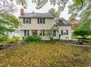 114 Valley View Cres, Rochester, NY 14617