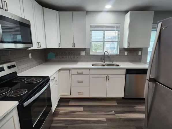 Riverside Pines, 12421 E Riverside Ave APT 5, Spokane, WA 99216