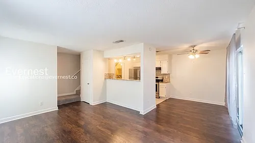 900 Taulbee Ln #106 Photo 1