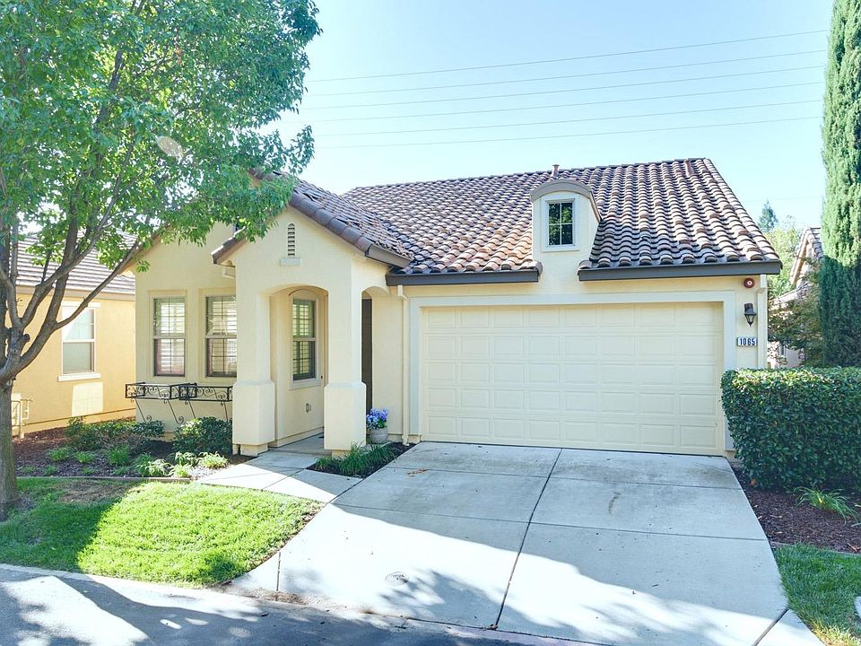 1st image of 1065 Marseille Ln