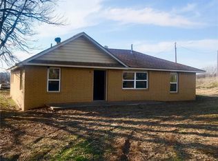 41012 County Street 2720, Cement, OK 73017
