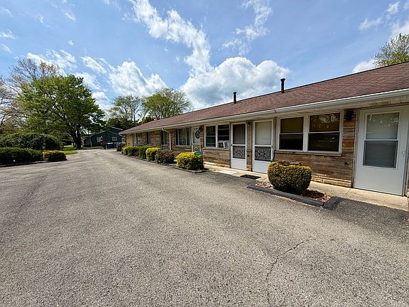 2nd image of 1001 Basilone Dr