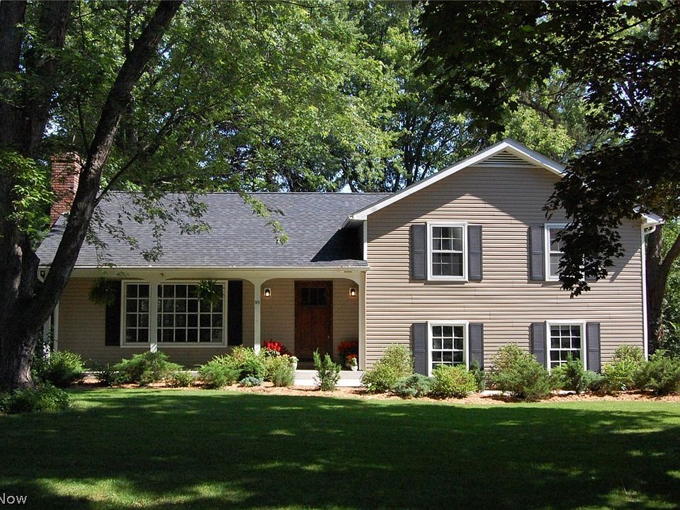 1st image of 95 Clairhaven Dr