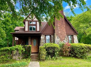 59 Sunset Rd, Bay Shore, NY 11706