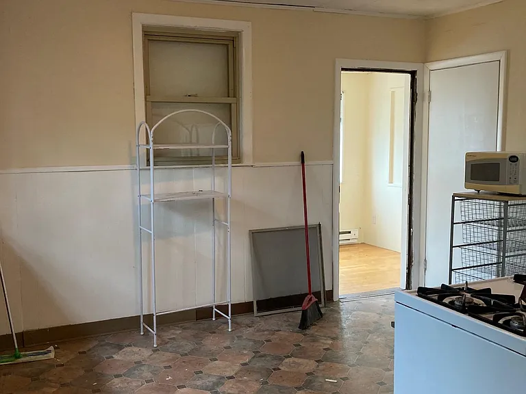 4 Derby St #3 — Photo 11