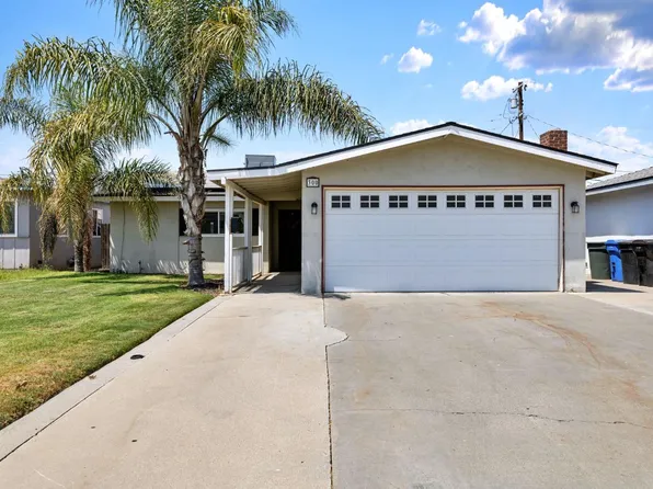 300 E D St, Lemoore, CA 93245