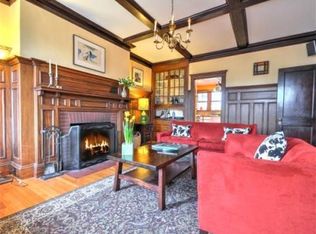 62 Pleasant St #3, Brookline, MA 02446