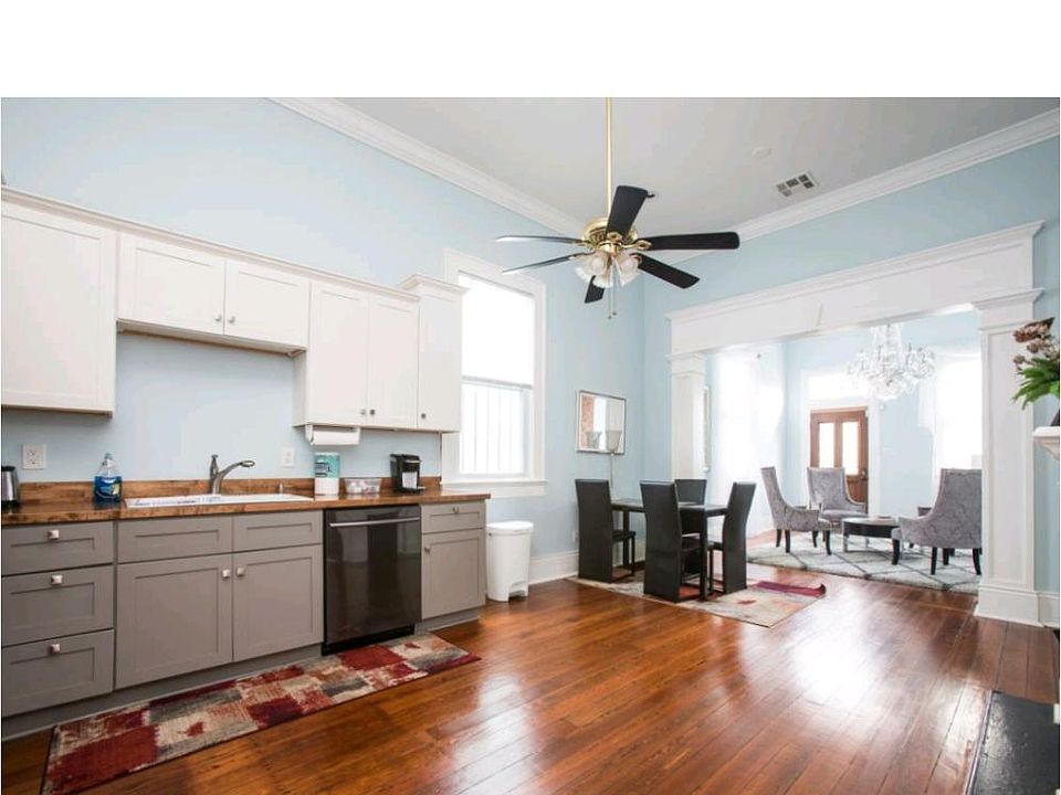 1st image of 2307 Loyola Ave