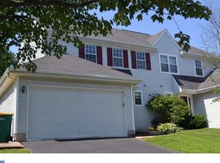 151 Azalea Cir, Royersford, PA 19468