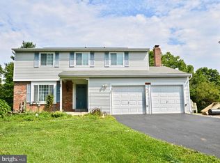9802 Greenbrier Ln, Walkersville, MD 21793