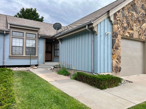 2 W Ridge Ct