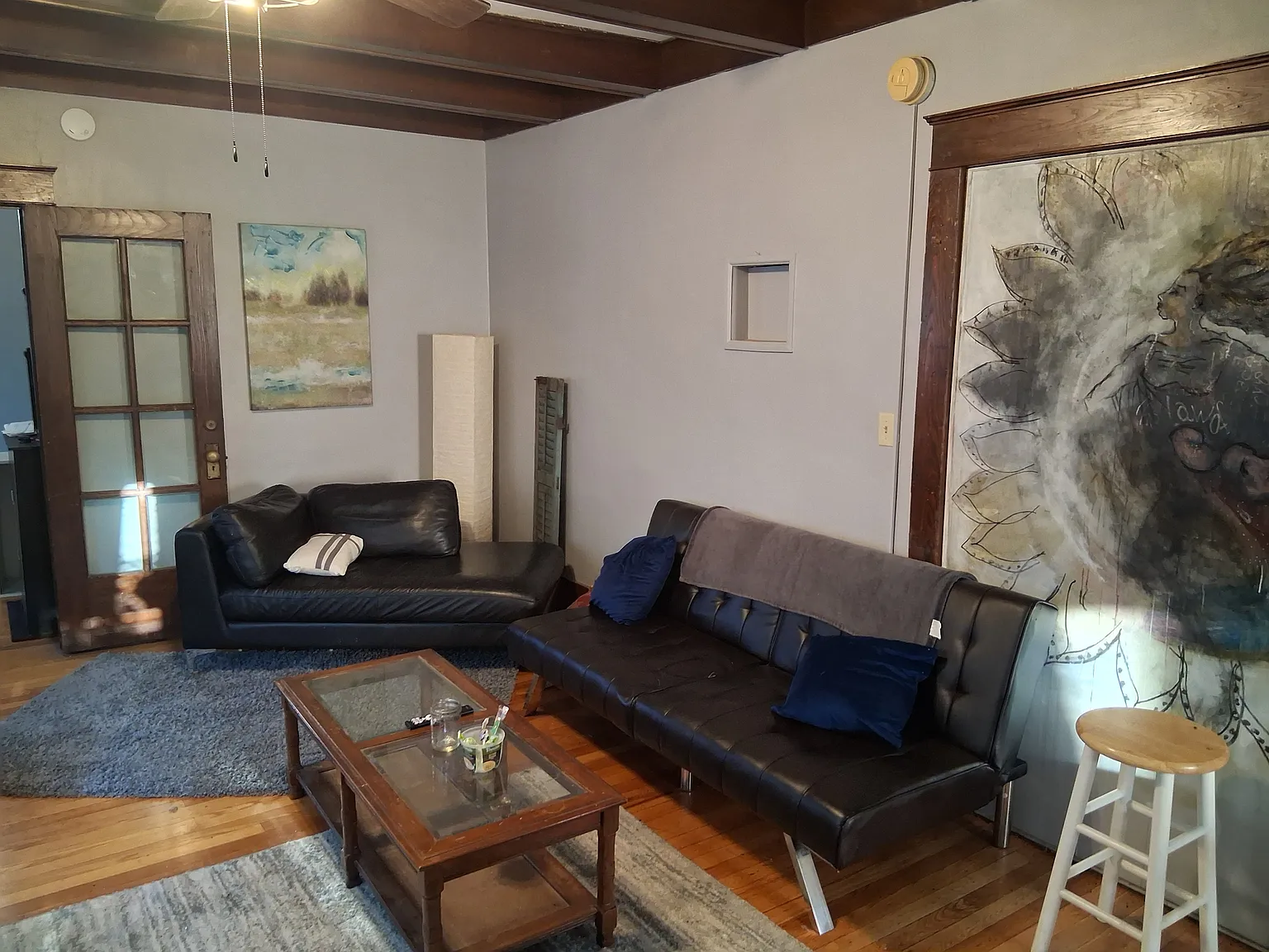 8 bed, 3400 sqft, $6,400 — Photo 2