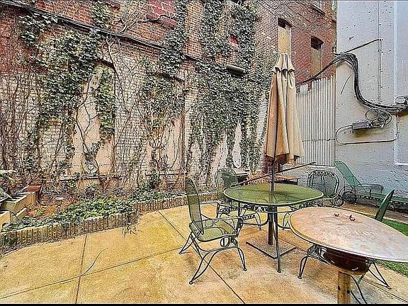 4th image of 621 W 51st St APT 4E