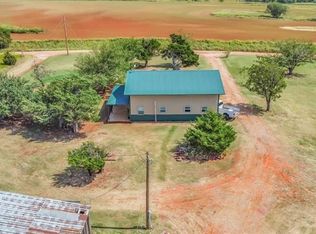 18633 N Santa Fe St, Mulhall, OK 73063
