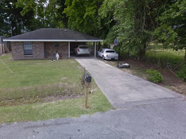 204 Linares Dr, Carencro, LA 70520